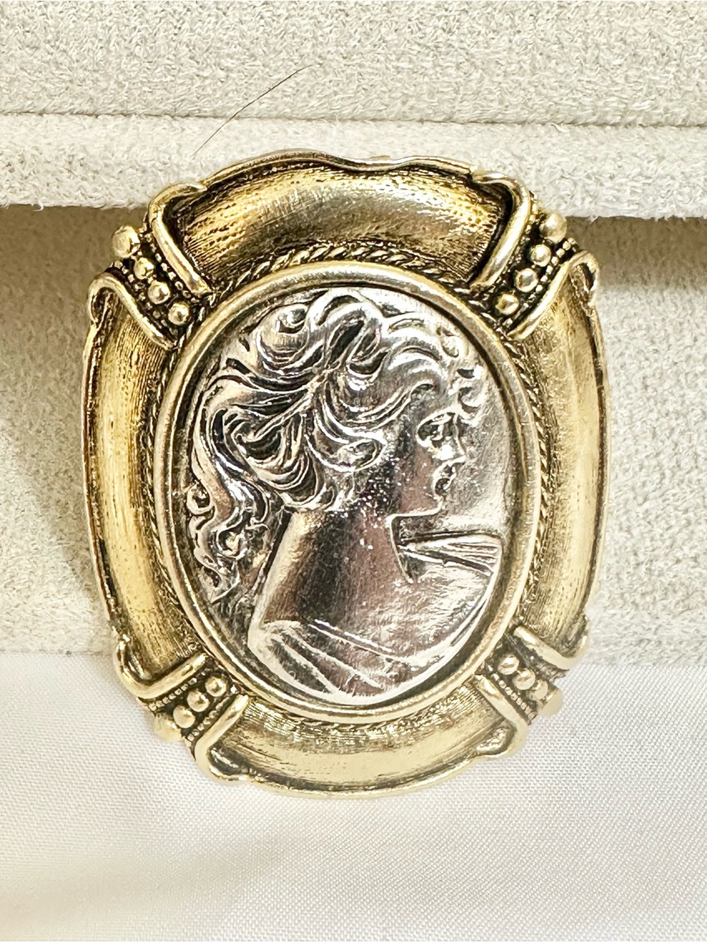 AVRIL Signed Vintage Gold and Silver Cameo - Moderate Weight